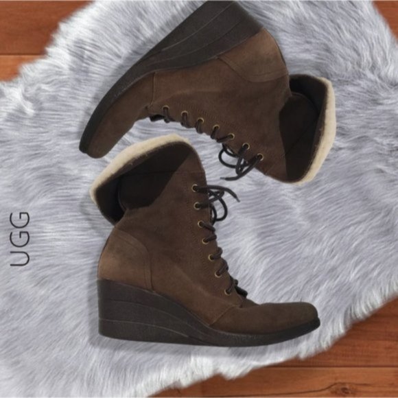 UGG "ZEA" Wedge Suede Leather Wool Waterproof Snow Boots- Size 8US - Picture 1 of 14